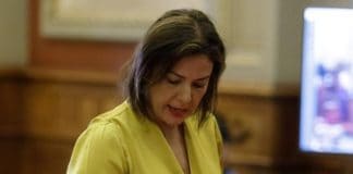 El PP y una nueva concejala de Ciudadanos devolverán la alcaldía de Santa Cruz de Tenerife a CC con una moción de censura