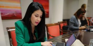 Melodie Mendoza insiste en que el servicio de televisión sea gratuito en los hospitales públicos