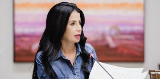 Melodie Mendoza aboga por buscar fórmulas para que el transporte no se resienta en las islas no capitalinas