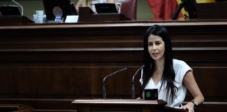 Melodie Mendoza propone ajustar las políticas de empleo a las demandas de cada una de las islas