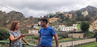 La diputada socialista Ventura del Carmen Rodríguez muestra su preocupación por la sequía en el campo gomero