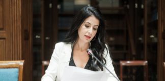 Melodie Mendoza: “Canarias debe ampliar la atención pediátrica hasta los 16 años”