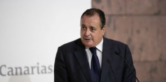 Blas Trujillo informa que el hospital de La Gomera inicia la formación para la puesta en marcha del nuevo TAC