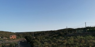 Medios aéreos se unirán a la lucha contra el fuego en Las Creces en La Gomera que se mantiene estabilizado