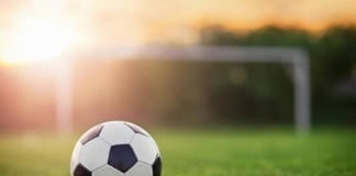 ¿Qué equipamiento deportivo necesitas para empezar a jugar a Fútbol?