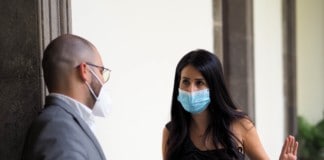 Melodie Mendoza: “Debemos facilitar el lazo de unión de los jóvenes que residen en la península con sus progenitores”