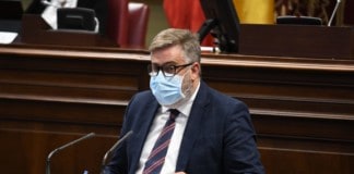 El PSOE de Canarias califica de «inadmisible» lo sucedido en Arguineguín y defiende la rápida respuesta del Gobierno de Ángel Víctor Torres