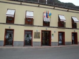 Talleres de ‘Coronas de Navidad’ y de ‘Repostería Canaria’ de HECANSA en Hermigua los próximo 9 y 11 de dicidembre