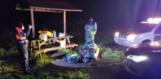 Rescatan a 2 personas tras quedar suspendidas bajo una cascada en La Gomera