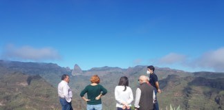 Visita del equipo redactor de los proyectos de saneamiento, depuración y regeneración de aguas residuales a los núcleos de Imada y Targa