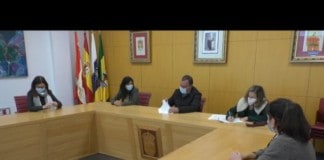 El Ayuntamiento de Alajeró y Cruz Roja firman el contrato de servicios de ‘Acompañamiento y Dinamización de Mayores’ del municipio