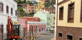 Cierre de la calle Triana por las obras de la ZCA