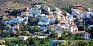 Los vecinos de La Calera en Valle Gran Rey denuncian su “doble crisis” La Calera