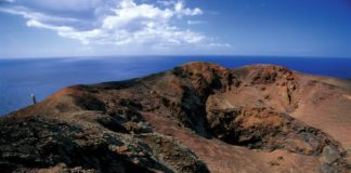 Canarias convoca las pruebas de 2021 para obtener el carné de guía de turismo y ampliar idiomas en los ya habilitados