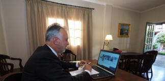 Ángel Víctor Torres subraya que la recuperación de la actividad turística y económica depende de la evolución de la pandemia y apela a la responsabilidad