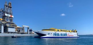 El Bentago Express vuelve a conectar las islas de Gran Canaria y Tenerife tras su incidente