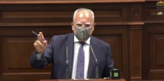 Curbelo: “Nuestro REF, fueros y singularidades no se negocian, sino que se respetan y cumplen”