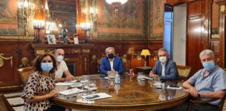 Acuerdo para garantizar el 80% del diferencial fiscal en las deducciones al cine en Canarias