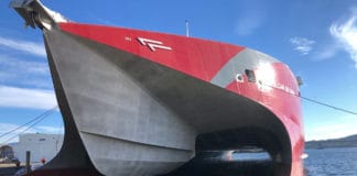 Naviera Armas Trasmediterránea fortalece su presencia en Canarias y en el sur de la Península