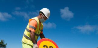 El Cabildo aprueba los proyectos de mejora de la señalización de la GM1 y la pavimentación de la Vega Baja