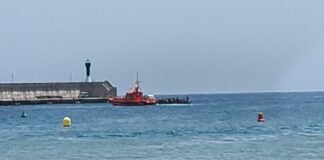 Detenidos los patrones de un cayuco que llegó a La Gomera con un fallecido