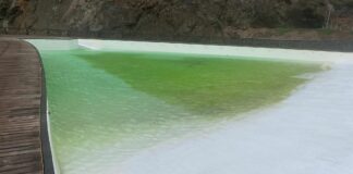 El Cabildo inicia tareas de mantenimiento en el Parque Marítimo de Vallehermoso