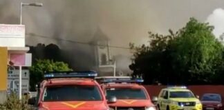 La lava derriba la iglesia y el centro de salud de Todoque