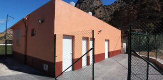 El campo de fútbol de Vallehermoso ya dispone de nuevos baños públicos