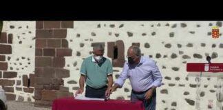 El Cabildo impulsa la movilidad sostenible y cede seis vehículos eléctricos a los ayuntamientos