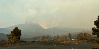Se abre un nuevo centro eruptivo en el volcán de La Palma