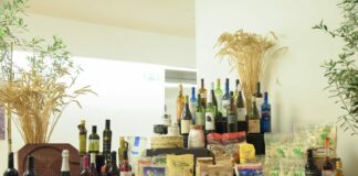 El Cabildo felicita a los productores de gofio, queso y vino premiados en Agrocanarias 2021