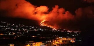 Un desbordamiento lávico amenaza de nuevo al barrio de La Laguna