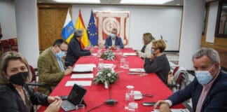 El Gobierno de Canarias actualiza las medidas del nivel 4 de alerta sanitaria respecto al horario de cierre, aforos y desplazamiento entre islas