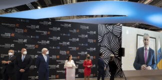 Canarias cierra el año con una recuperación superior al 50% de la actividad turística y prevé lograr el 90% en 2022