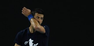 Australia deporta a Djokovic y no jugará el Open de tenis