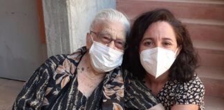 Cajasiete renueva la colaboración con ‘Adopta Un Abuelo’