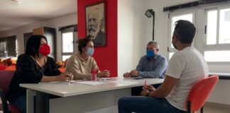 El grupo del PSOE del Cabildo se reúne con el delegado de Fred Olsen para trasladarle asuntos de interés para La Gomera