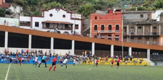 El C.D. Orientación Marítima ganador de la IX edición del Torneo Fútbol 8 Hermigua CUP 2021