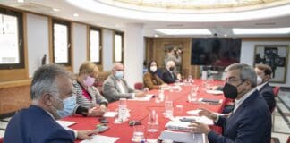 Torres informa al Consejo Asesor y a los integrantes del Plan Reactiva de las acciones para paliar en Canarias los efectos de la guerra en Ucrania