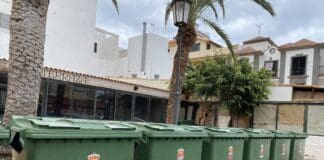 El Ayuntamiento de Valle Gran Rey renueva los contenedores de residuos sólidos del municipio