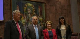 La historiadora Gloria Díaz presenta la segunda edición de su libro ‘Los Pescantes de La Gomera’