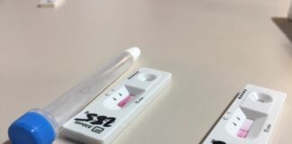 Sanidad contabiliza 971 nuevos casos de COVID-19 en personas de más de 60 años en los últimos tres días