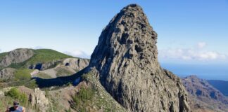 Temperaturas en descenso y se mantiene la calima este martes en Canarias