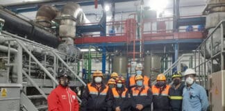 Bomberos voluntarios y Protección Civil de La Gomera se forman en la Central Térmica de la Isla