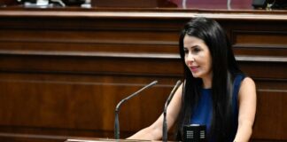 Melodie Mendoza urge a cumplir con los fueros canarios para garantizar el empleo de las empresas de la ZEC