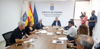 La Consejería de Obras Públicas, Transportes y Vivienda cierra con los cabildos la distribución de 41 millones de euros de fondos europeos para transporte terrestre