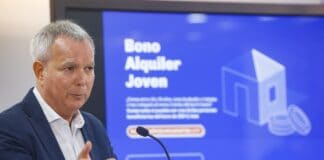 Sebastián Franquis anuncia la puesta en marcha del Bono de Alquiler Joven en Canarias que se puede empezar a pedir mañana martes 2 de agosto
