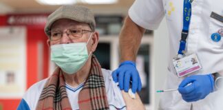 Sanidad inicia desde hoy la inoculación de los mayores de 60 años con las vacunas adaptadas a las nuevas variantes de la covid-19