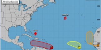 Vigilan la posible formación de un ciclón tropical cerca de Canarias
