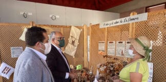 La Gomera promueve la comercialización artesanal durante la temporada de cruceros